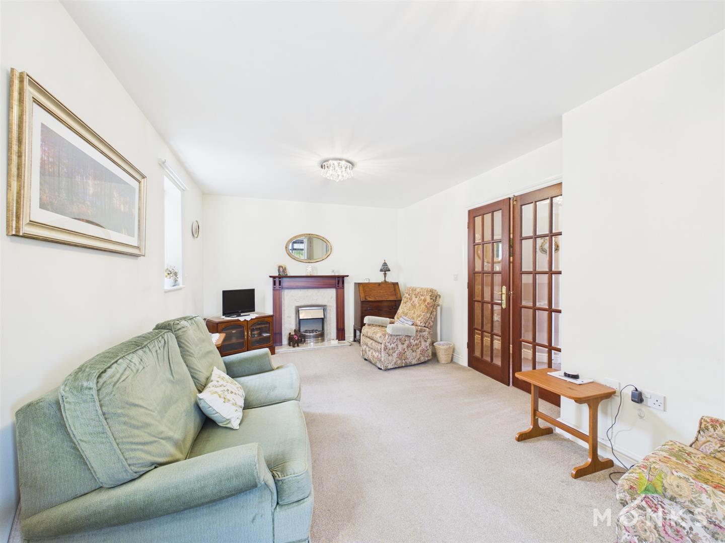 Meadowside Overton Road, Oswestry, SY11 3DG For Sale